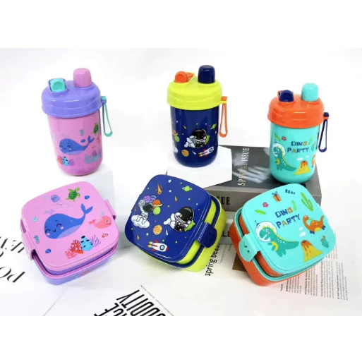 Kit Infantil Lancheira + Garrafinha 600ml – Estampas Baleia, Astronauta e Dinossauro